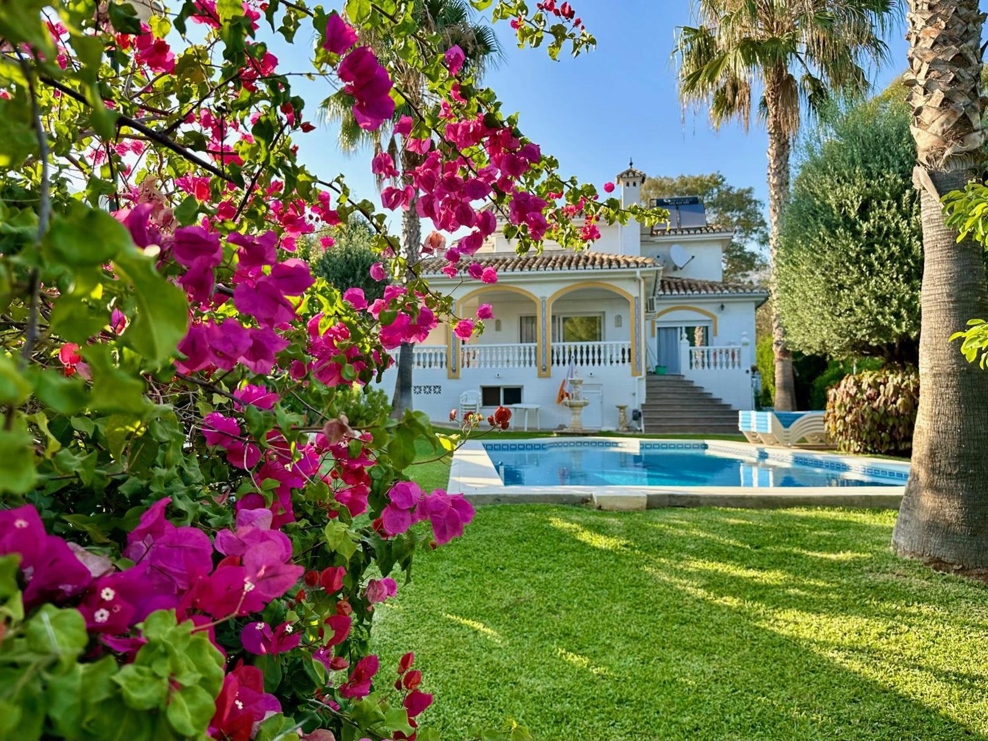 Villa Dolce Vita Беналмадена Екстериор снимка
